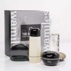 Косметический набор The Mineral Collection Wamiles Cosmetics