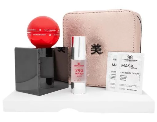 Набор "Антивозрастной против пигментации" Utsukusy WAKAI