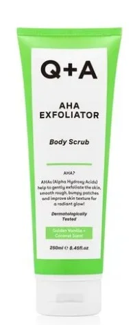 Skrab dlya tela Q+A AHA Exfoliator Body Scrub s AHA-kislotami, 250 ml Shelkovistaya na oshchup' i gladkaya kozha &mdash; zasluga skraba dlya tela Q+A. Sredstvo na 95,7 % sostoit iz komponentov natural'nogo proiskhozhdeniya, ne soderzhit parabenov, sul'fatov, is